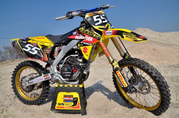 suzuki-rmz-250L0